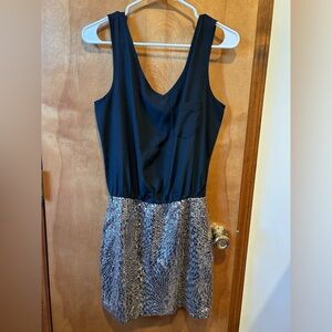 Mini dress size M black and gold